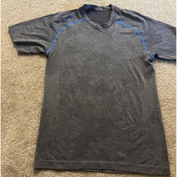 LULULEMON Men's T-Shirt Metal Vent Short Sleeves Grey Size Small - Picture 3 of 10
